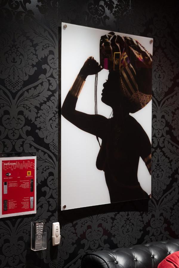 Capsule Secret - Jacuzzi - Netflix & Home Cinema - Jeux De Couple - Barre De Pole Dance Valenciennes Exterior foto
